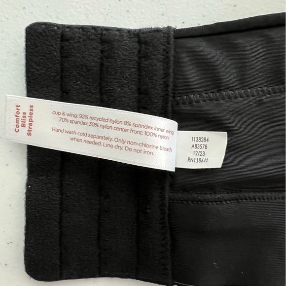 Cacique Comfort Bliss Bra Lightly Lined Multi-Way Strapless Black Sz 44DD - Picture 16 of 16